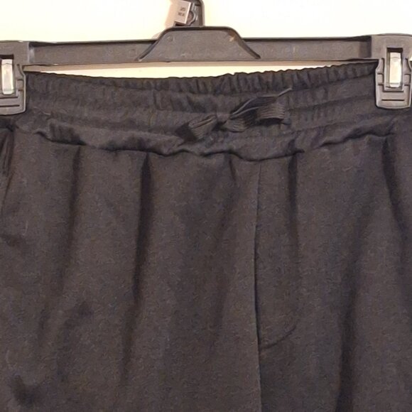 black jogging pants medium - Picture 7 of 10